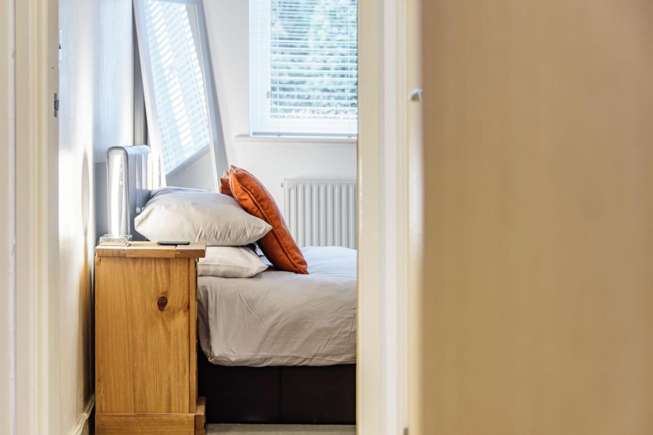 Stylish 2 Bedroom Apartment, Central Exeter, Parking On Site Extérieur photo