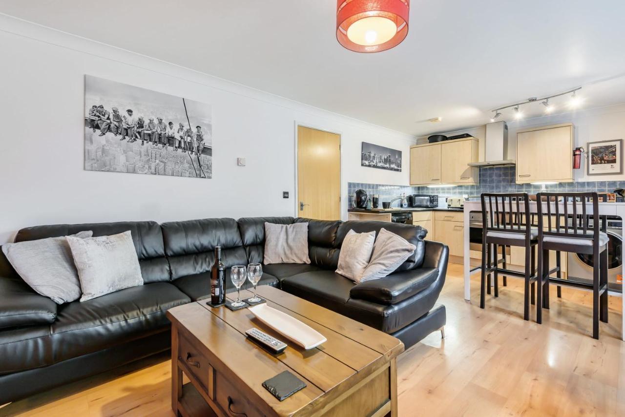 Stylish 2 Bedroom Apartment, Central Exeter, Parking On Site Extérieur photo